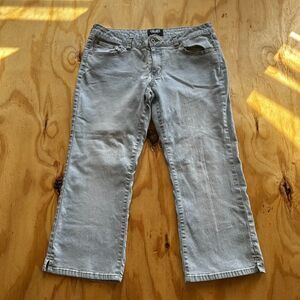 Angels Light Wash Denim Capri Pants - 13